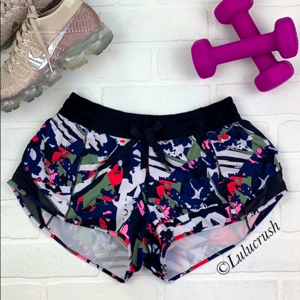 🍋 Lululemon Hotty Hot Short!